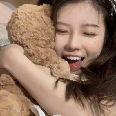 阳光下的石头